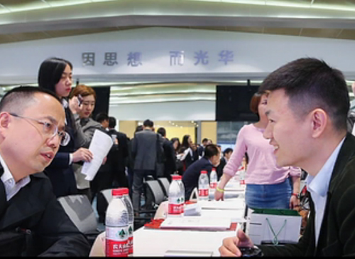 c7c7娱乐平台官网入口V访谈《陈玉宇：妄想的实显熹实没有理由》